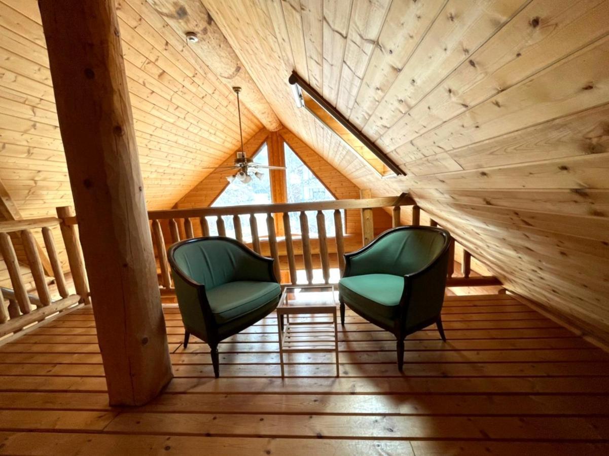 Hakuba Canadian Lodge Bagian luar foto