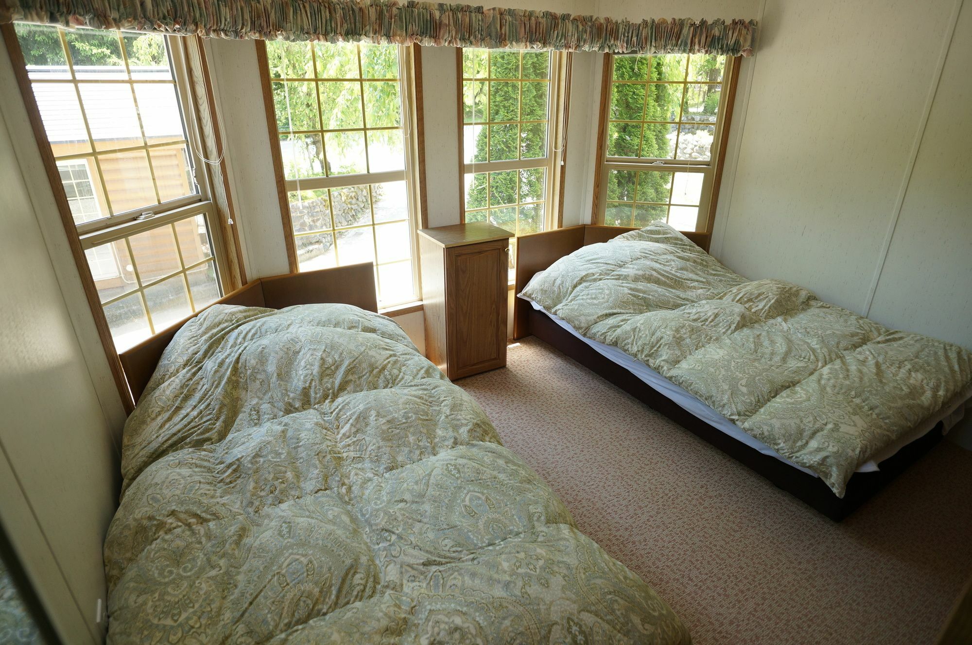 Hakuba Canadian Lodge Bagian luar foto